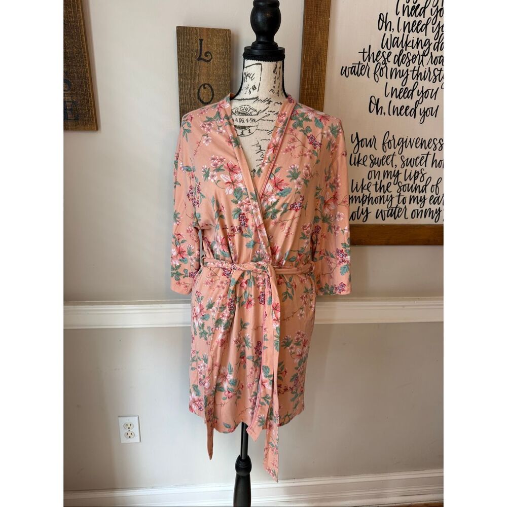 Flora Nikrooz Women's Floral 3/4 Kimono Sleeve Belt Wrap Robe Peach Size S/M